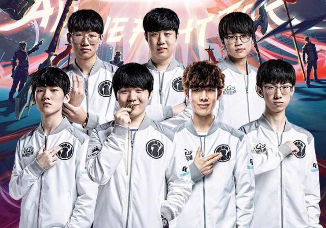 强调的是和 强调的是和